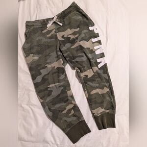 Victoria's Secret PINK Green Camo Jogger Lounge Sweatpants
